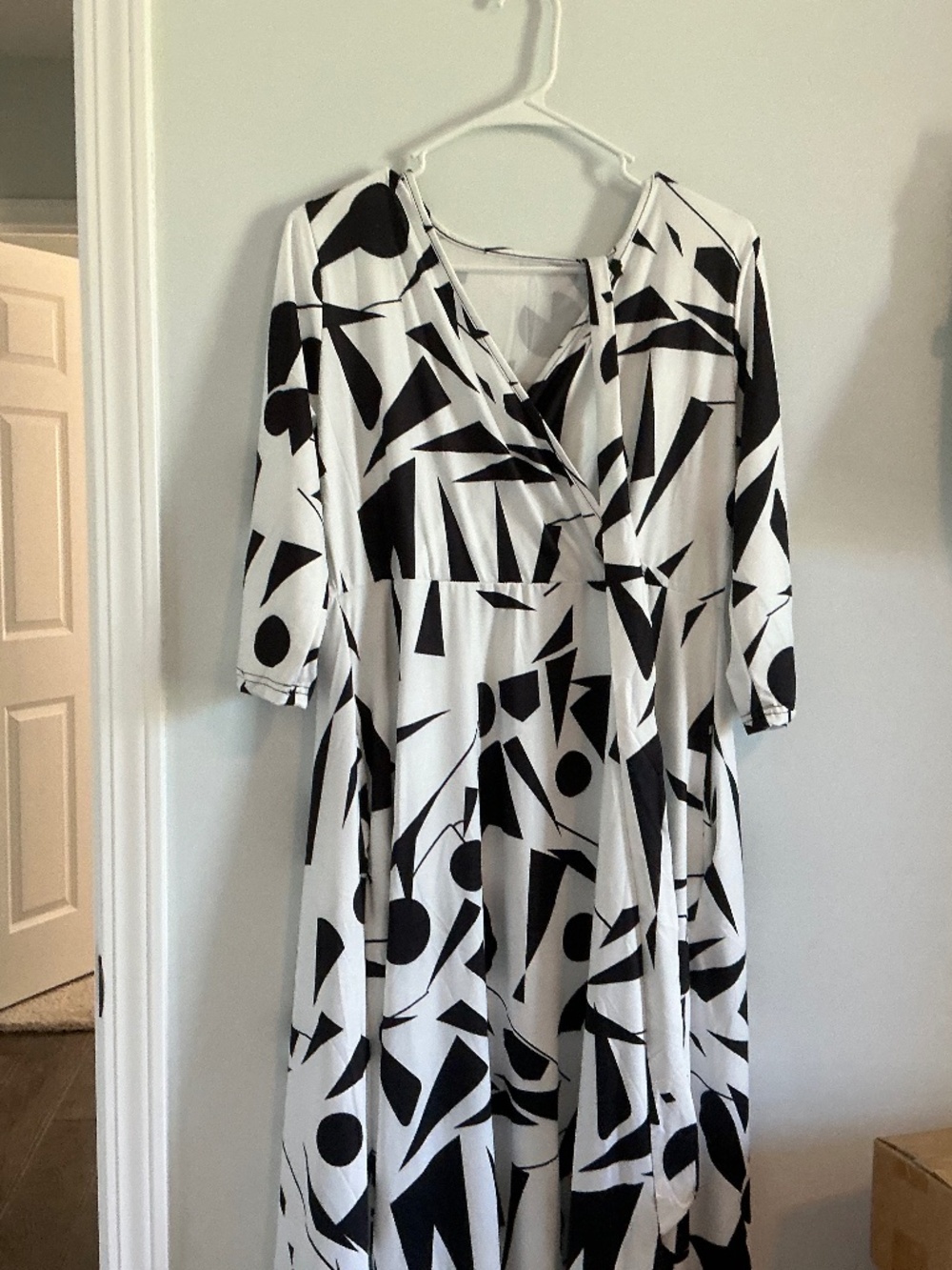Beautiful black and white womens new dress!
